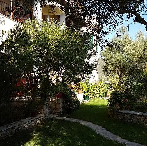 Apartman Castello Bellos *