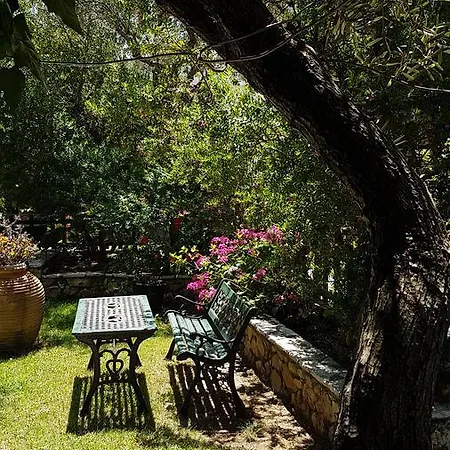 Apartament Castello Bellos *