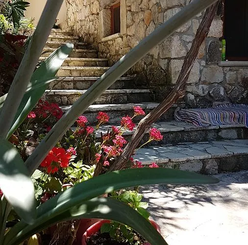 Castello Bellos Apartamento Keri